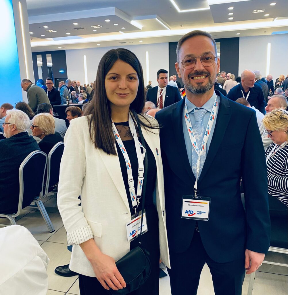 Fraktionsvorsitzende Suzan Häger und Timo Delcarmine beim AfD Mandatsträgerkonkress NRW